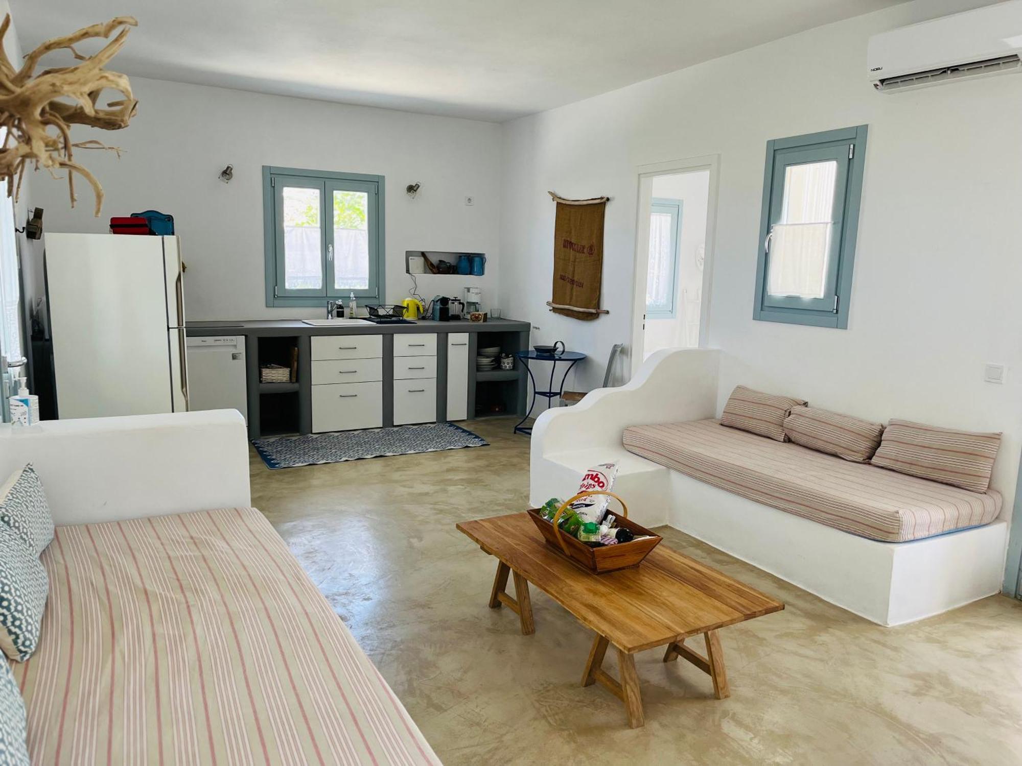 Villa Theia - Selene , Appartement De Charme Pour 4 A 6 Personnes Pres De La Plage Et Du Village De Koufonissi 쿠포니시아 외부 사진