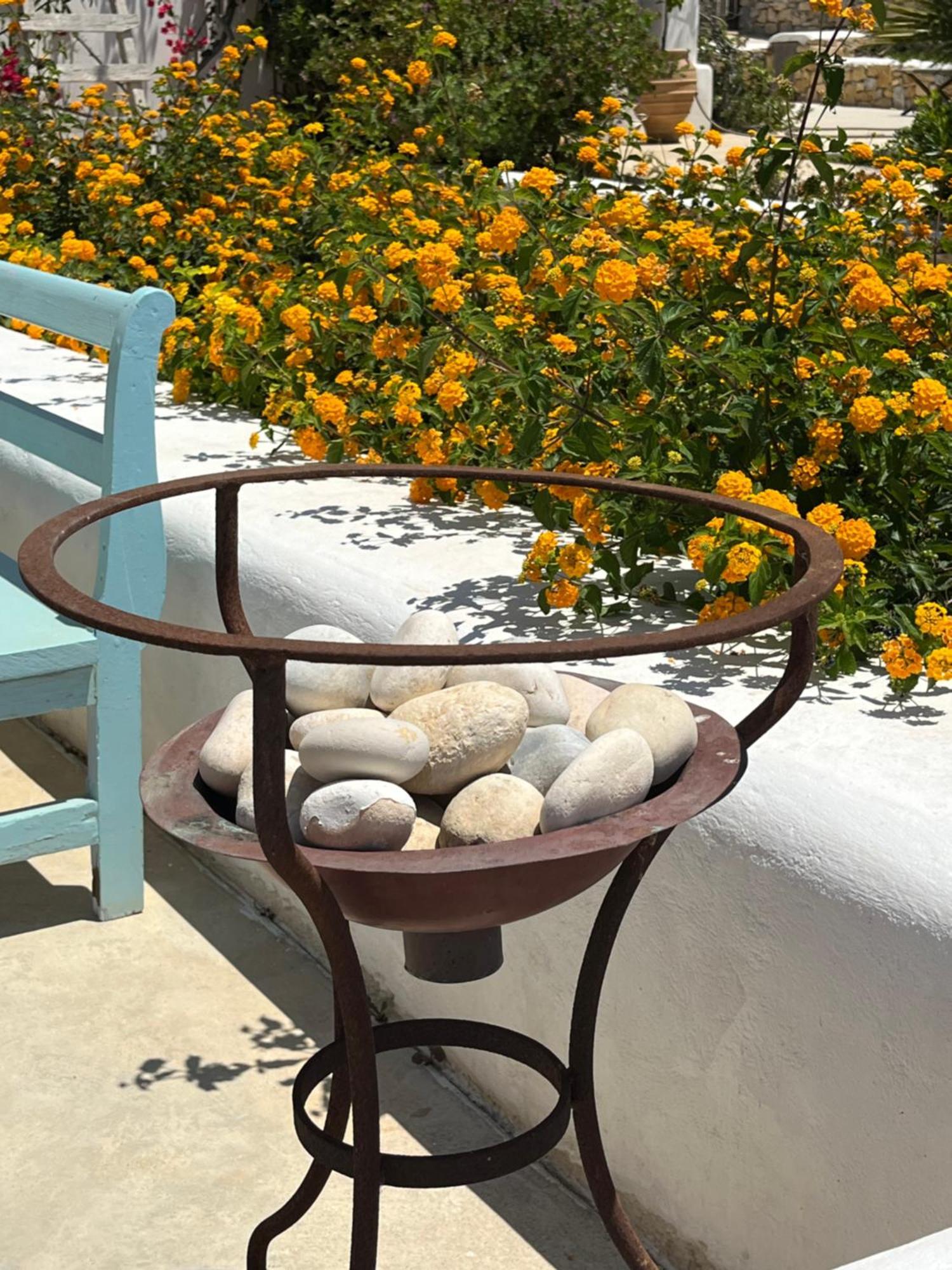 Villa Theia - Selene , Appartement De Charme Pour 4 A 6 Personnes Pres De La Plage Et Du Village De Koufonissi 쿠포니시아 외부 사진